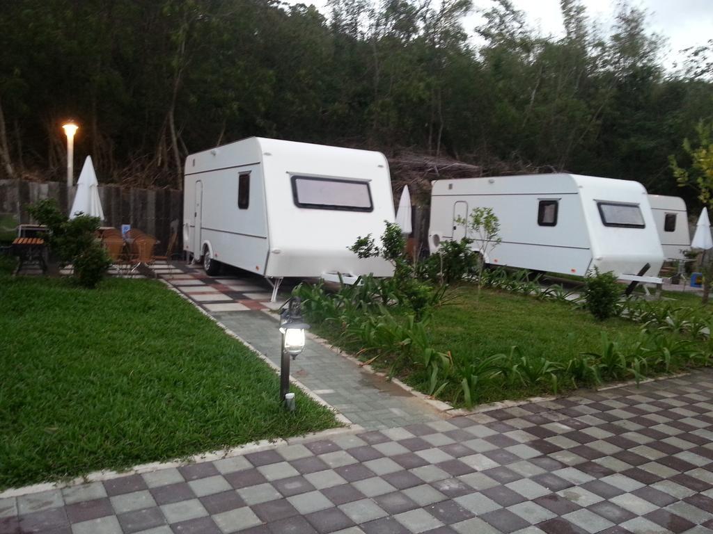 Kenting Houbihu Camping Car B&B Longshui Экстерьер фото