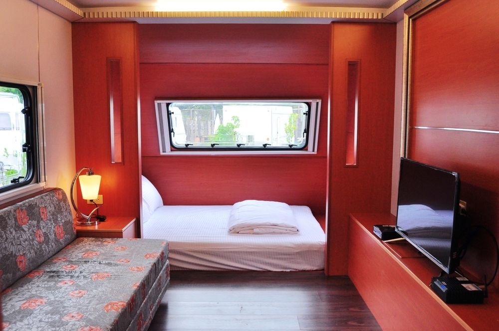 Kenting Houbihu Camping Car B&B Longshui Экстерьер фото